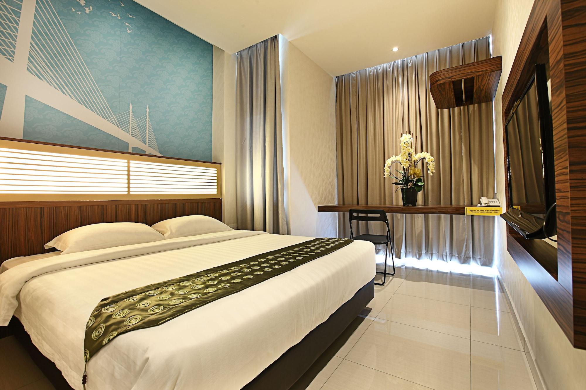 Sri Enstek Hotel Klia, Klia 2 & F1 Sepang Exterior photo