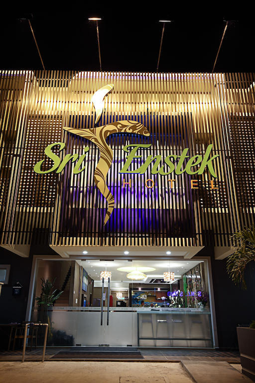 Sri Enstek Hotel Klia, Klia 2 & F1 Sepang Exterior photo